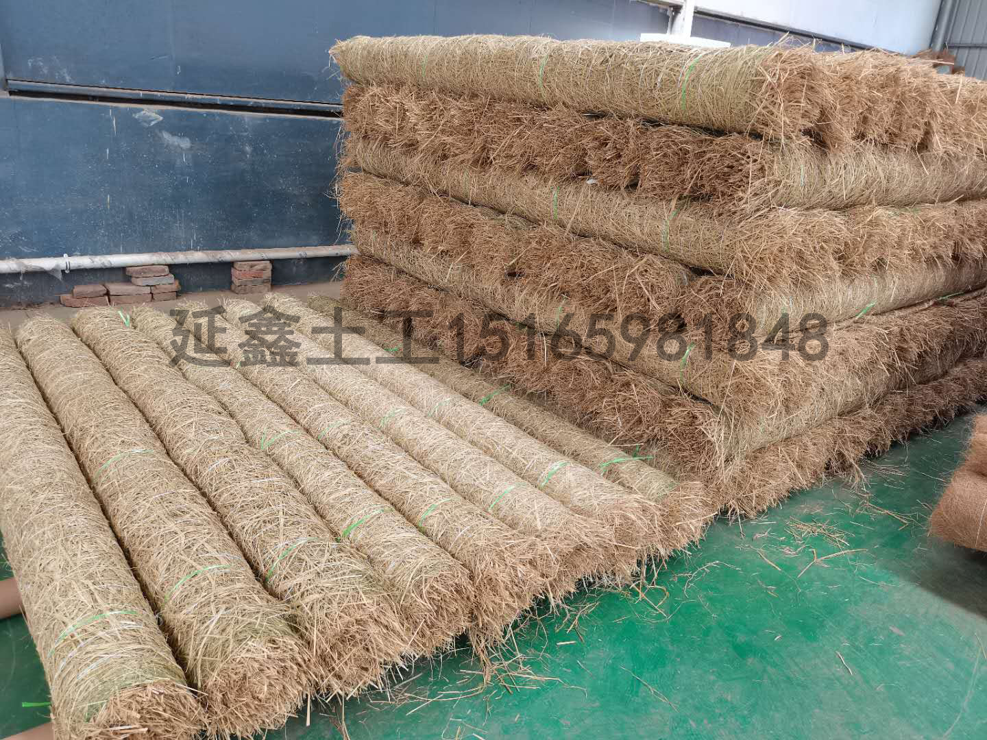 秸秆草毯中的主要纤维是什么呢?(图1) 秸秆草毯中的主要纤维是什么呢?(图1)
