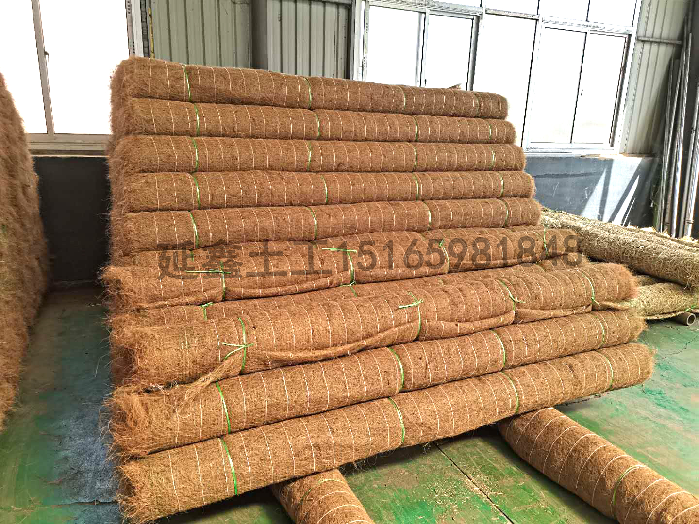 浙江温州瓯海区高速养护椰丝毯3万平今日发车！